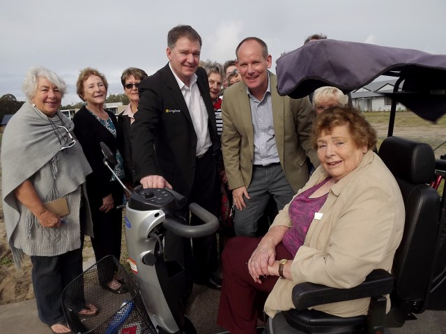 Move towards integrated care continues as Estia and Living Choice sign deal