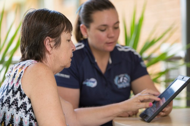 Seniors taking to the internet to reduce loneliness