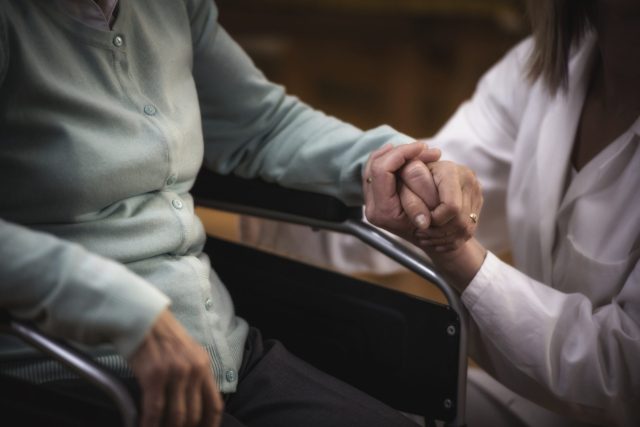 Study sheds new light on ageing with HIV