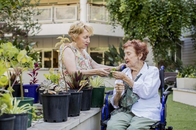 Aged care provider sees fewer falls, reduced drug use under new dementia care model