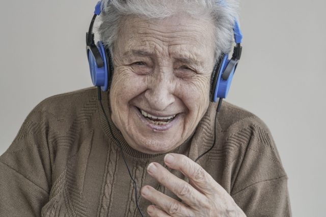 Music program benefits residents with advanced dementia