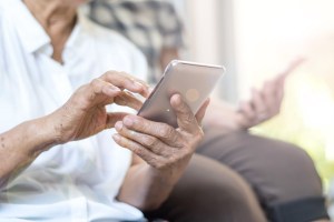 Seniors crave digital connection, study finds